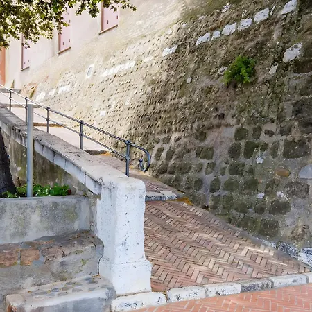 Le Grimaldi Bed and Breakfast Καν-συρ-Μερ